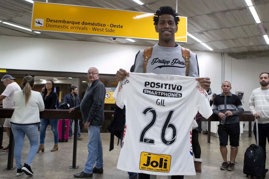 Gil vai vestir a camisa 26 do Corinthians