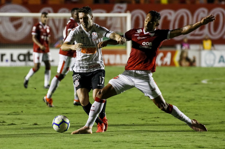 Boselli durante amistoso entre Vila Nova e Corinthians