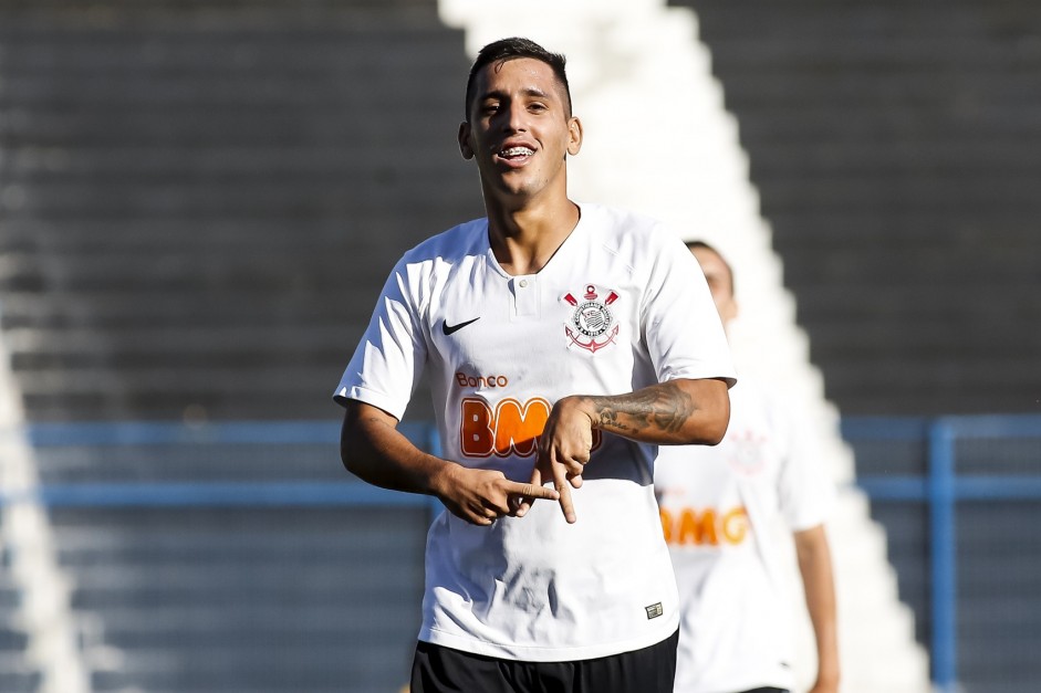 Corinthians fez 3 a 2 no Figueirense e venceu pelo Brasileiro de Aspirantes