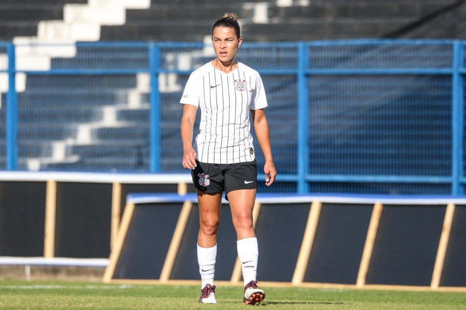 Tamires fez gol diante o São Francisco, neste domingo, pelo Brasileiro Feminino
