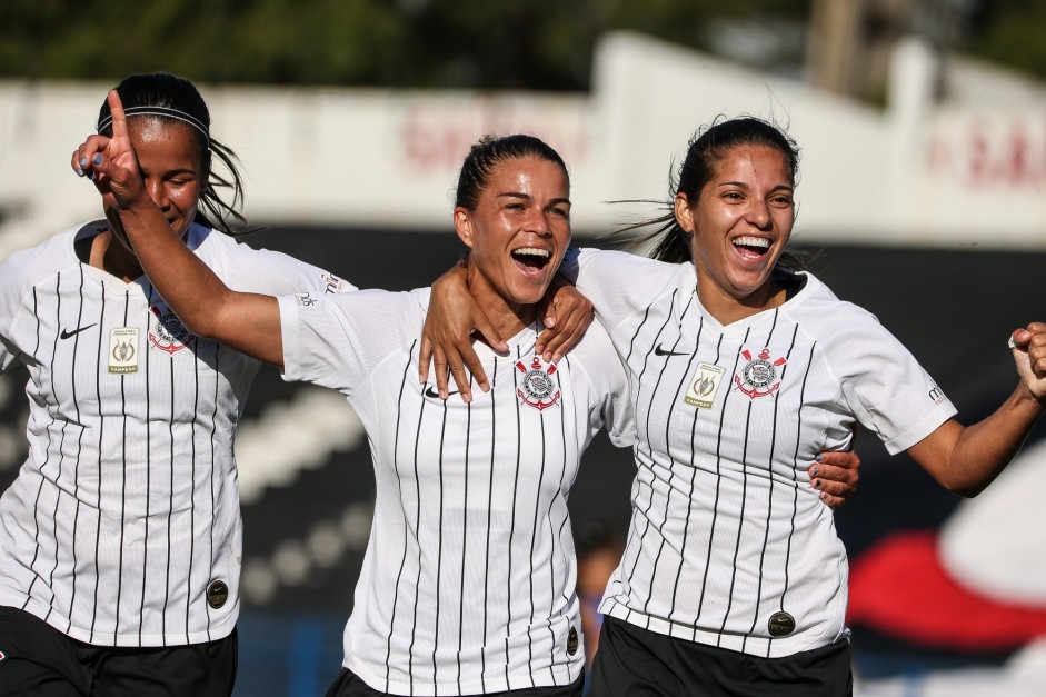 Tamires e Millene marcaram gols contra o So Francisco, pelo Brasileiro Feminino