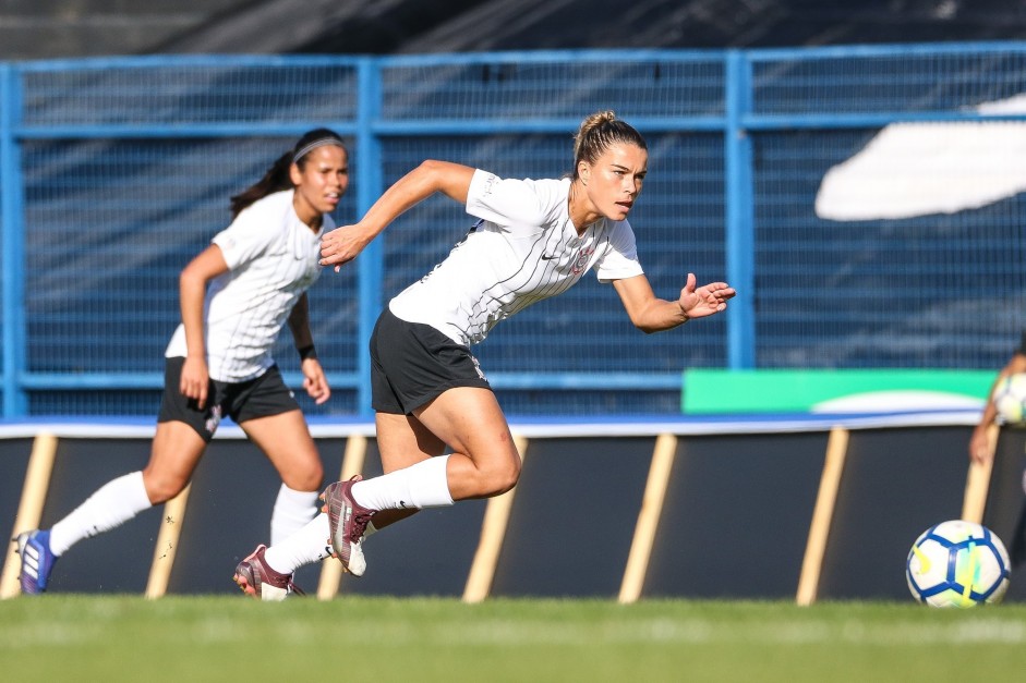 As meninas do Corinthians atropelaram o São Francisco na tarde deste domingo