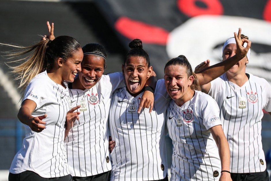 9 a 0 fechou o placar da goleada do Corinthians sobre o So Francisco, pelo Brasileiro Feminino