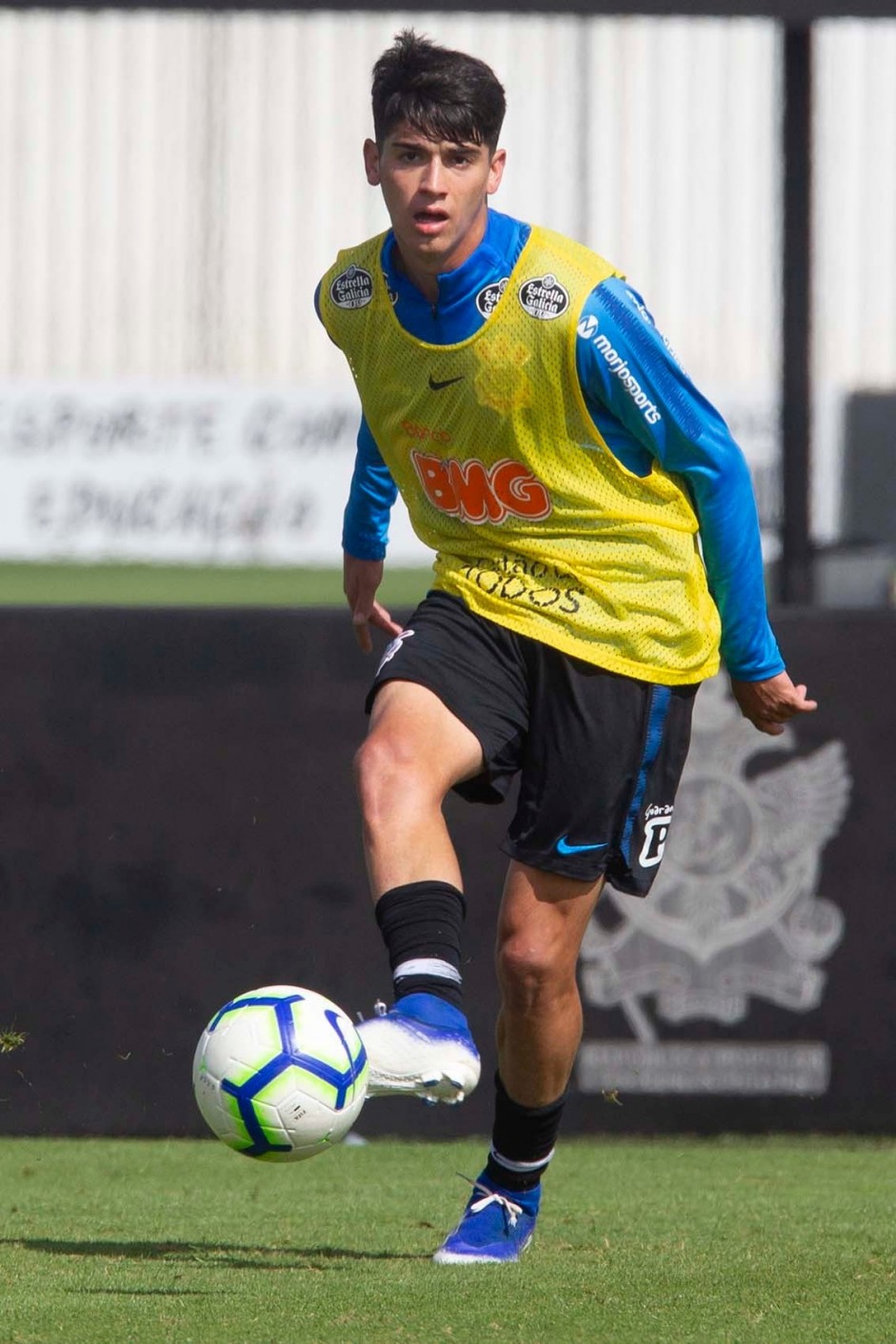 Araos no treino desta quarta-feira, no CT Joaquim Grava