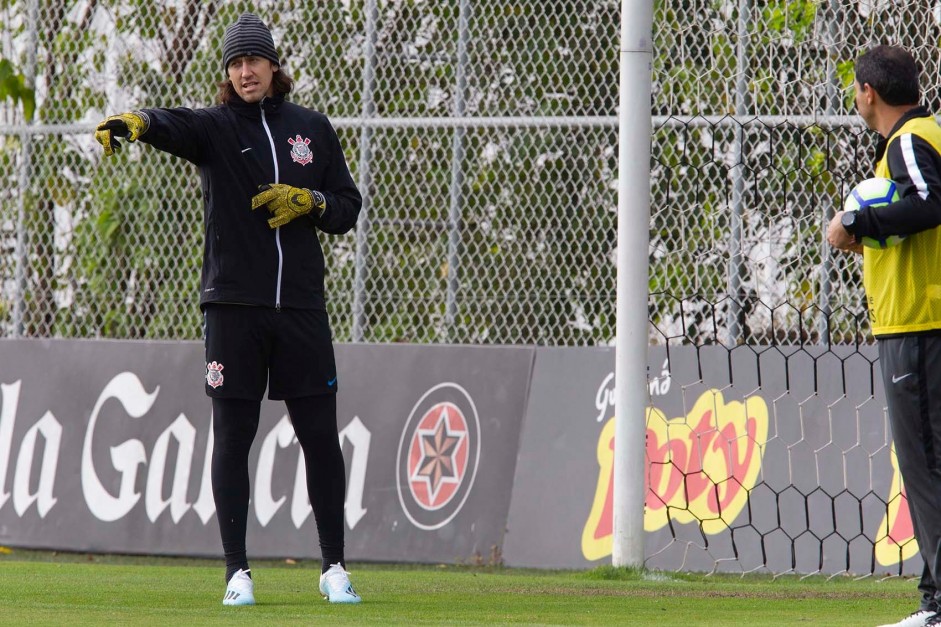 Cássio no treino desta quarta-feira, no CT Joaquim Grava