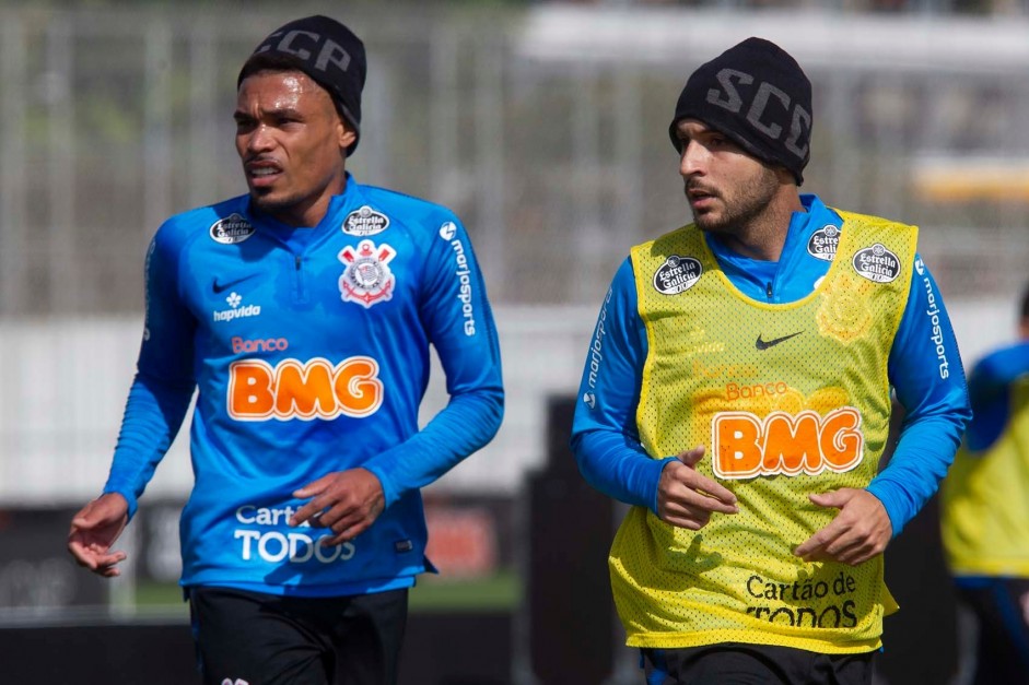 Urso e Régis no treino desta quarta-feira, no CT Joaquim Grava