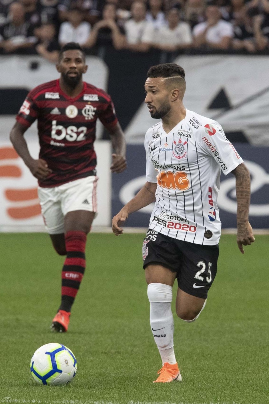 Clayson no jogo contra o Flamengo, pelo Brasileirão, na Arena Corinthians
