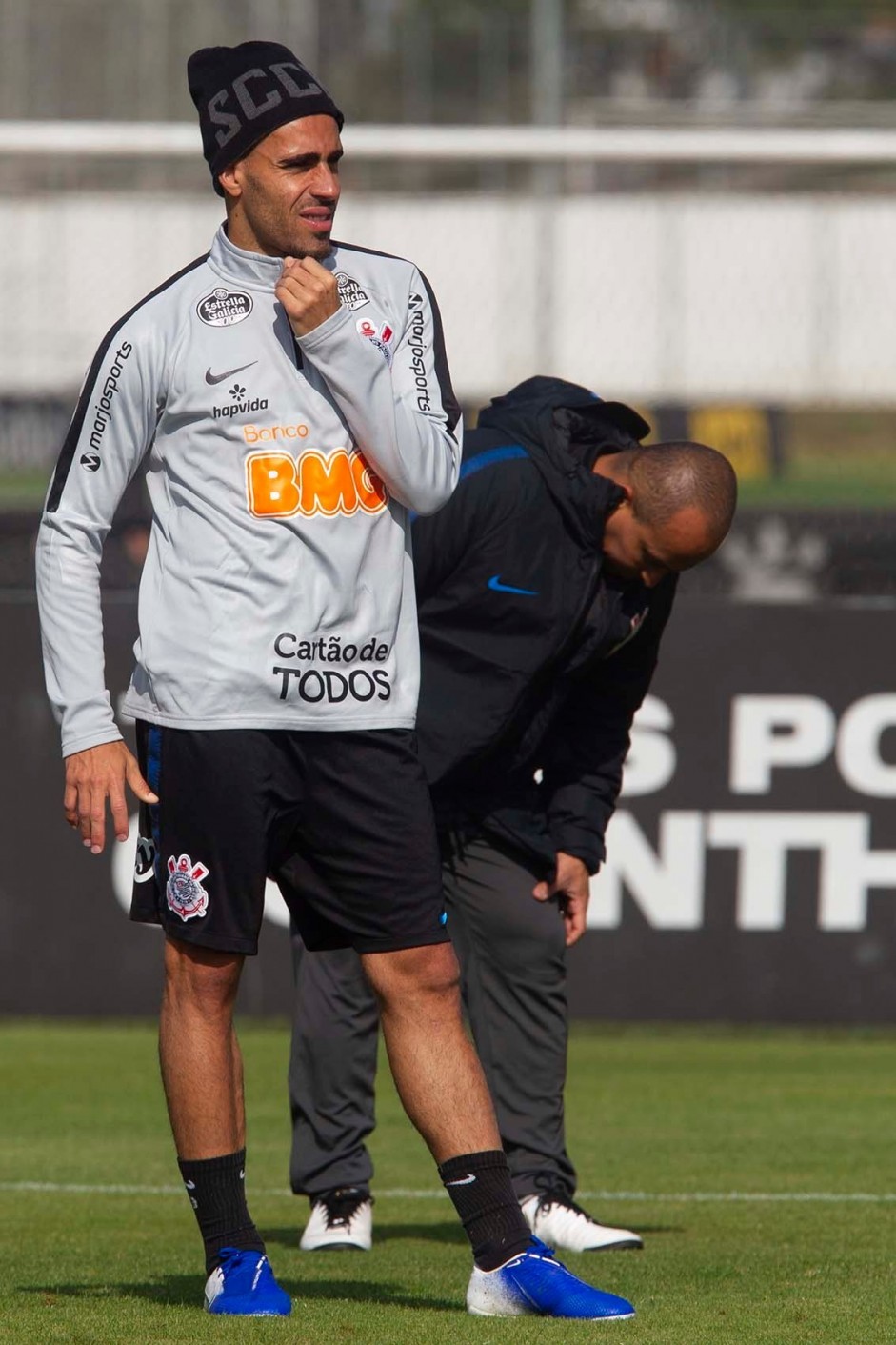 Gabriel e Mauro Silva durante o treino desta sexta-feira no CT Joaquim Grava