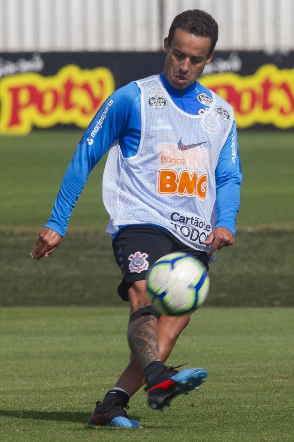 Jadson no último treino antes do jogo contra o Flamengo, pelo Brasileirão