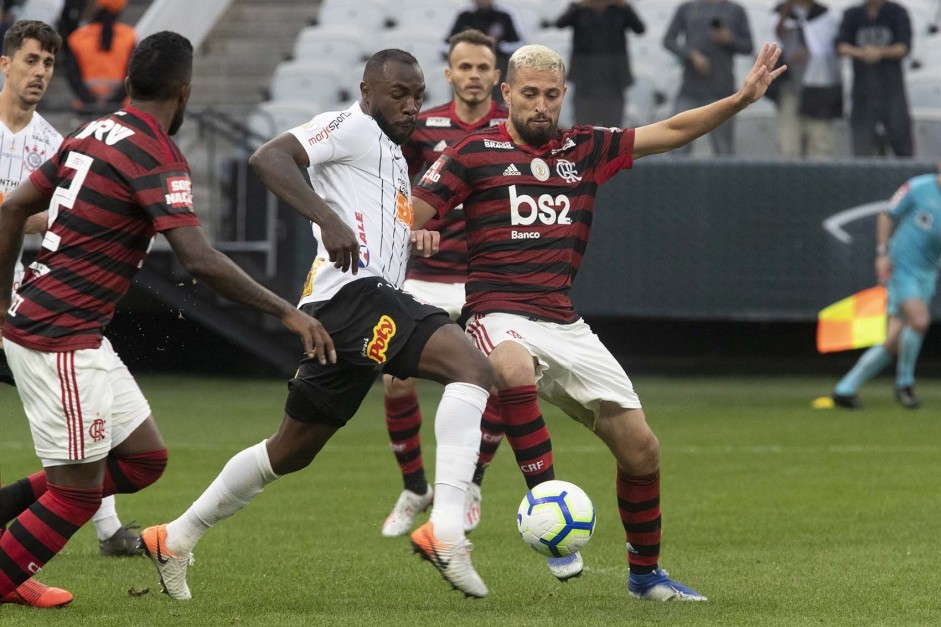 Manoel durante jogo contra o Flamengo, na Arena Corinthians, pelo Brasileirão