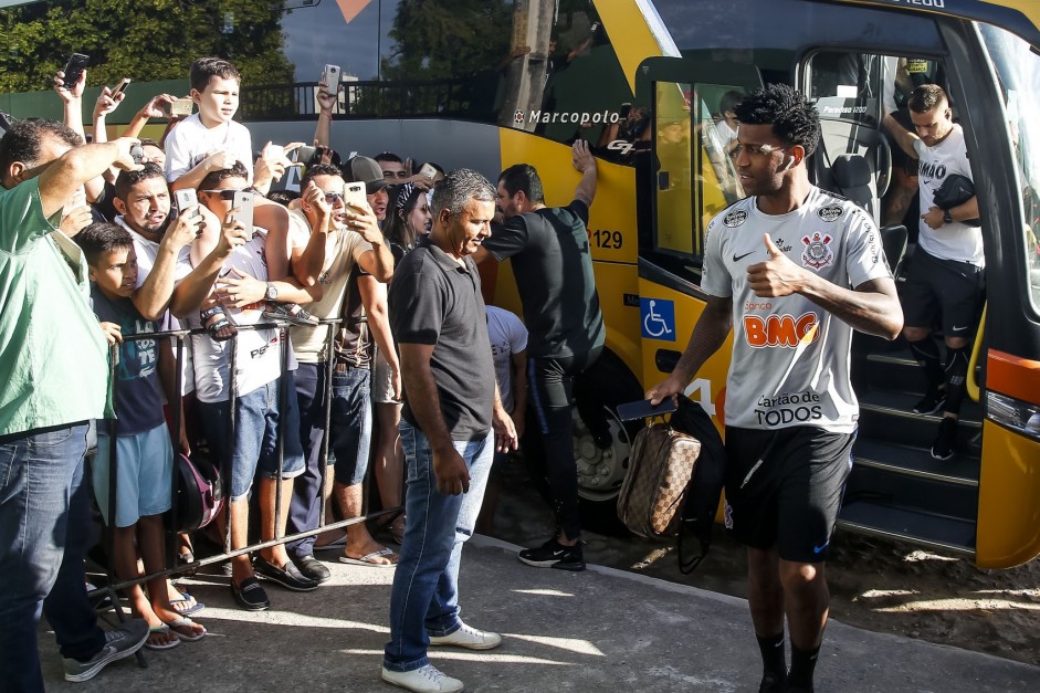 Corinthians j chega em Fortaleza para duelo pelo Campeonato Brasileiro