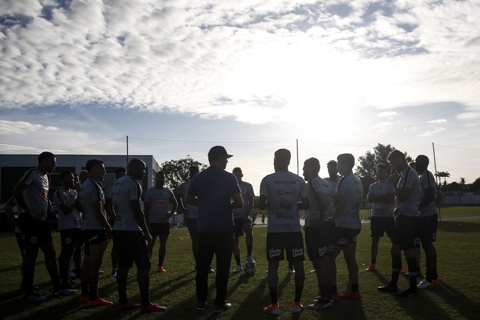 Corinthians j treina em Fortaleza para duelo pelo Brasileiro, no domingo