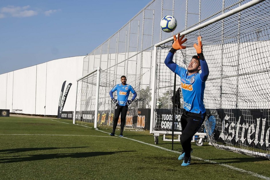 Filipe e Caíque no treino desta sexta-feira no CT Joaquim Grava