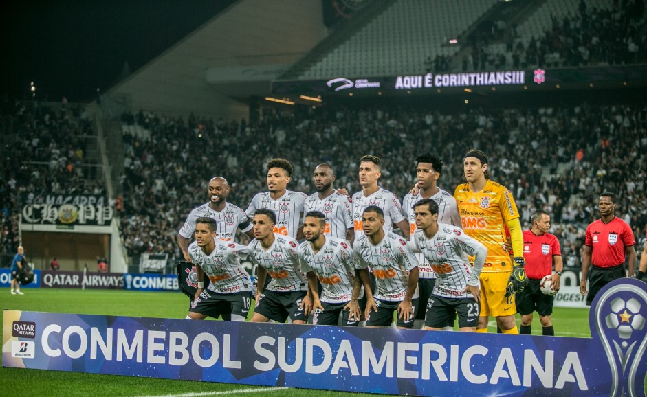 O Corinthians segue vivo na Sul-Americana e pode chegar at a grande final