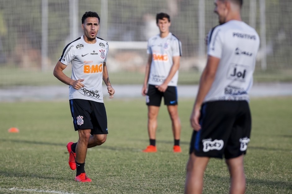 Gabriel j treina em Fortaleza para duelo pelo Brasileiro, no domingo