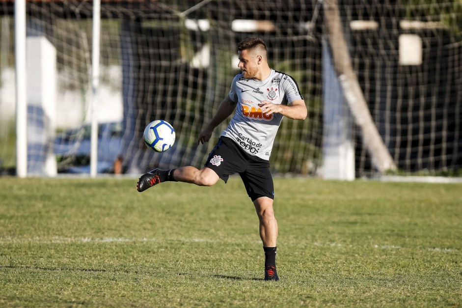 Ramiro j treina em Fortaleza para duelo pelo Brasileiro, no domingo