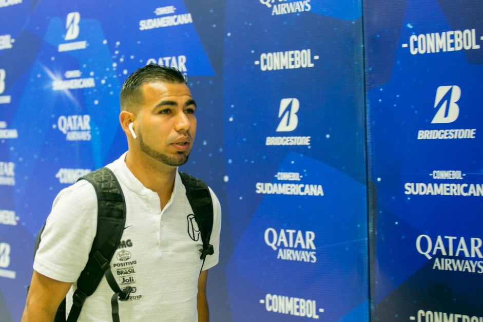 Sornoza chegando à Arena Corinthians para duelo contra o Montevideo Wanderers
