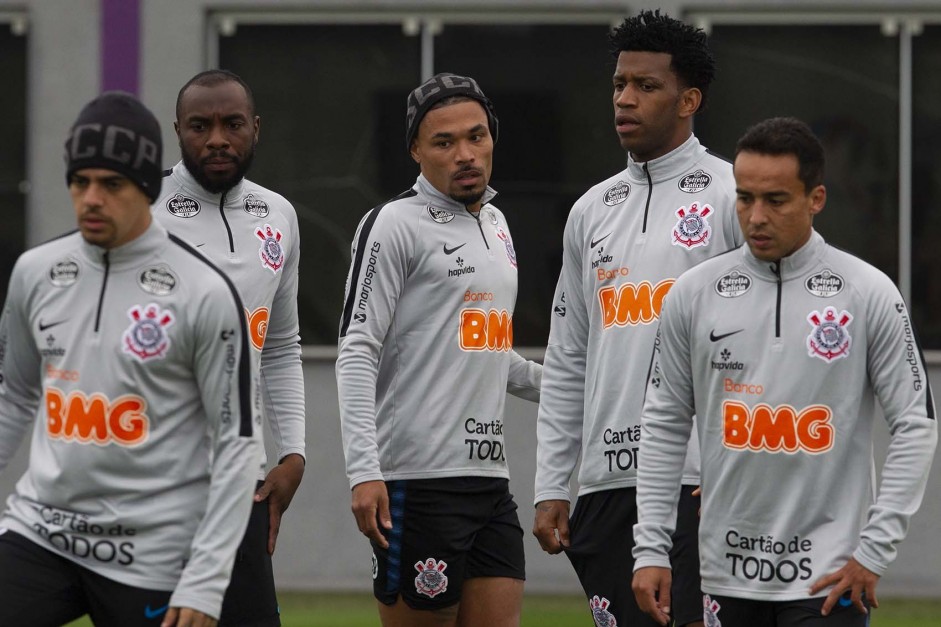 Elenco do Corinthians no ltimo treino antes do jogo contra o Palmeiras, pelo Brasileiro