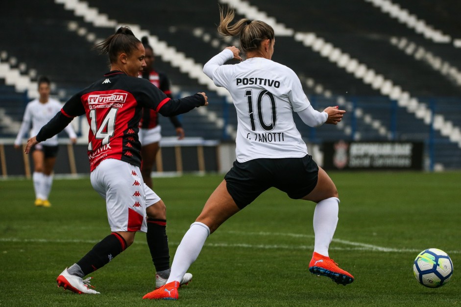Gabi Zanotti no jogo contra o Vitria, pelo Campeonato Brasileiro Feminino