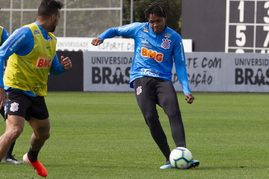 Matheus Jesus no primeiro treino aps empate com o Palmeiras