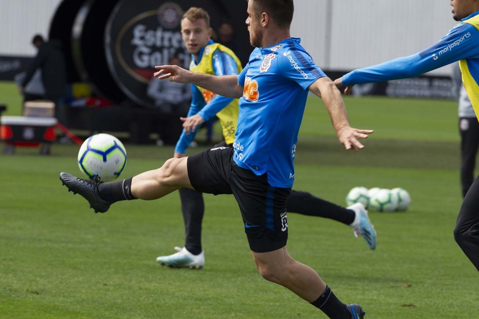 Ramiro no primeiro treino aps empate com o Palmeiras