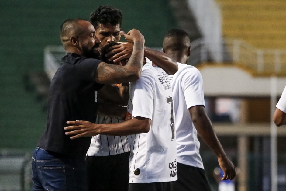 Corinthians venceu o Vasco pelo Brasileirão Sub-20, na última semana, no Pacaembu