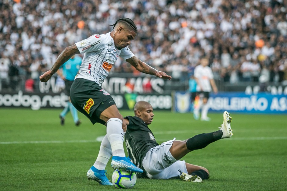 Júnior Urso no jogo contra o Botafogo