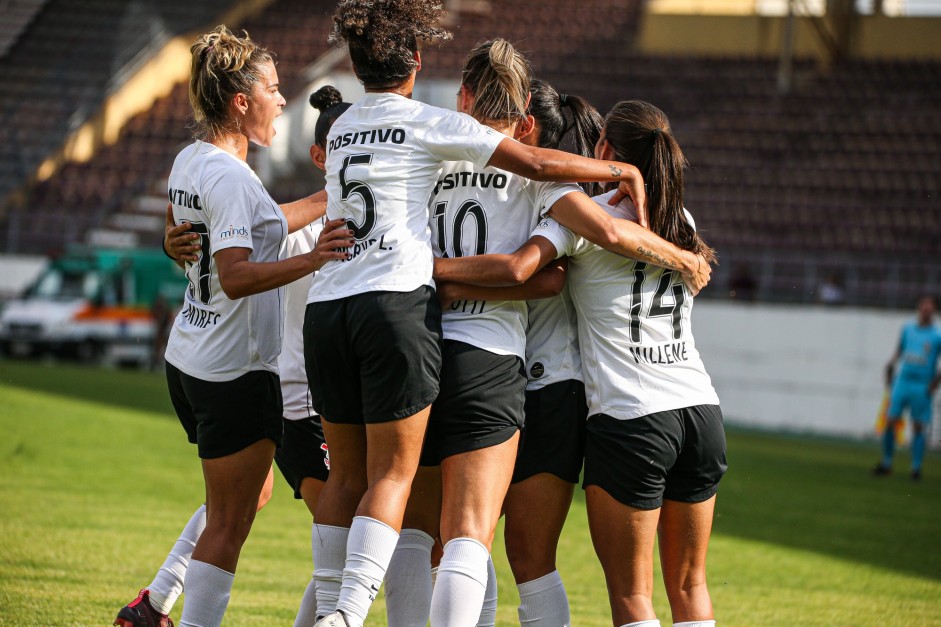 Corinthians venceu a Ferroviria por 4 a 0, pelo Paulista Feminino