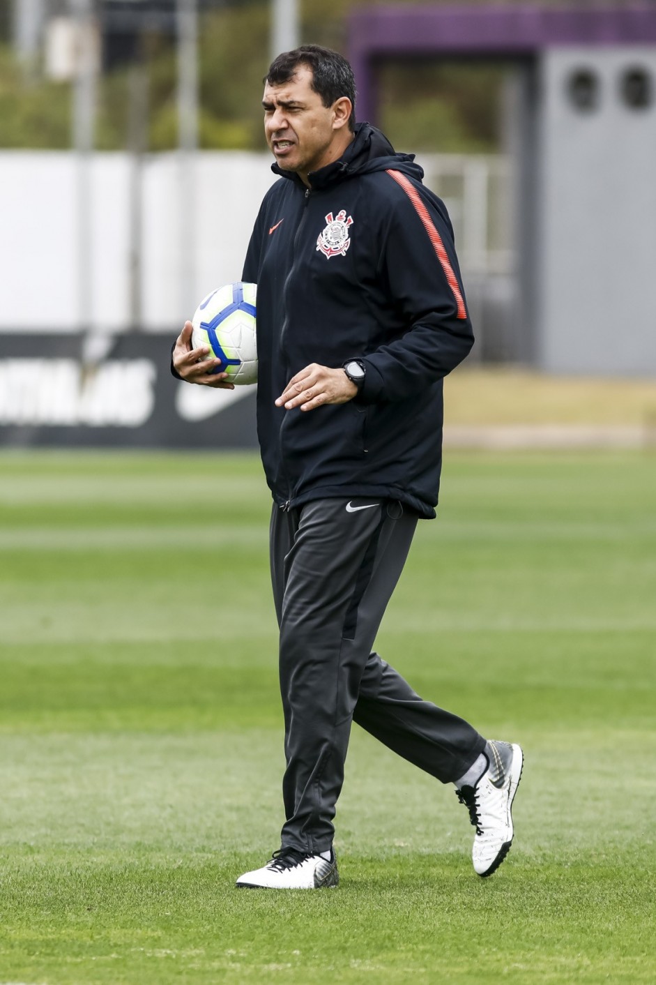 Carille durante último treino antes do jogo contra o Avaí, pelo Brasileirão