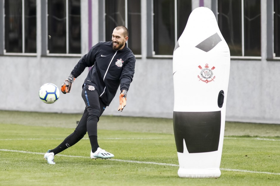 Goleiro Walter durante ltimo treino antes do jogo contra o Ava, pelo Brasileiro