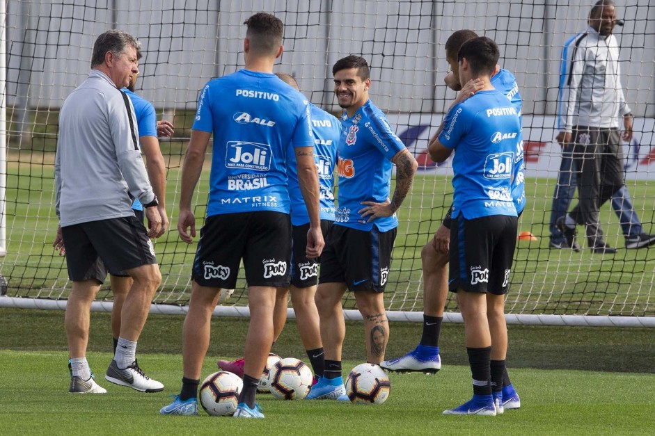 Jogadores do Timo durante primeiro treino preparatrio para jogo contra o Fluminense