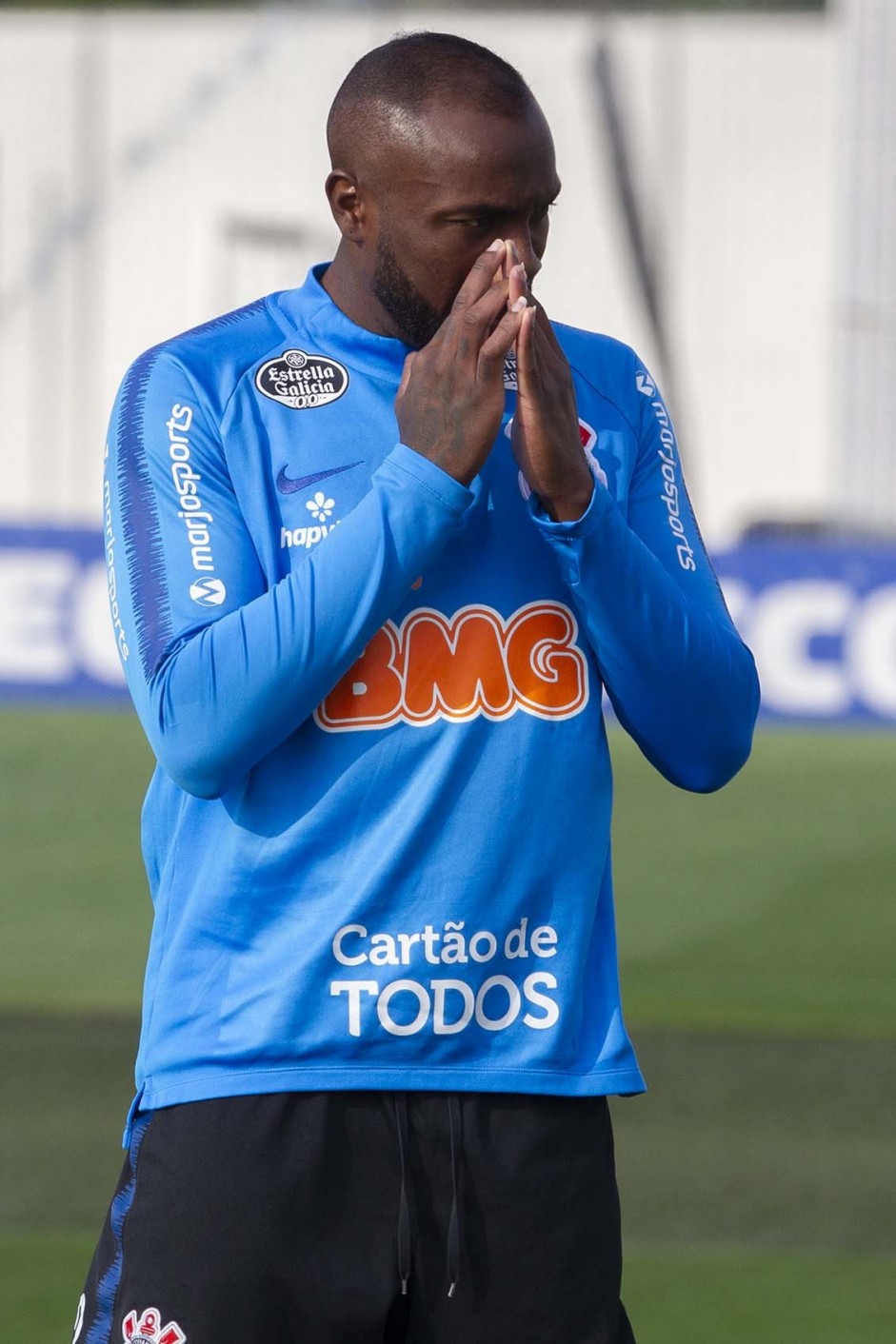 Zagueiro Manoel finaliza preparao para jogo contra o Fluminense, pela Sul-Americana