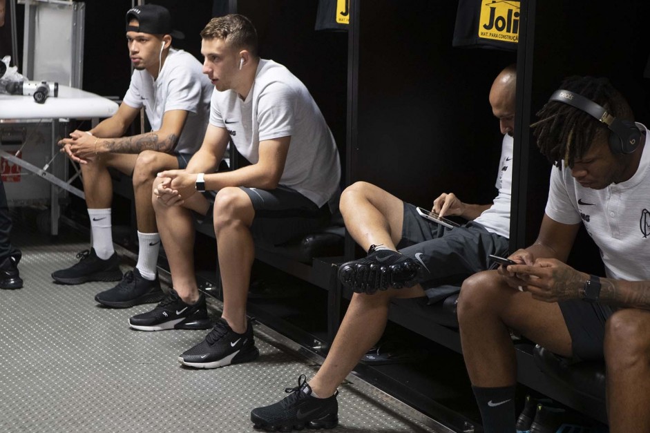 Jogadores no vestirio do Maracan antes do jogo contra o Fluminense, pela Sul-Americana