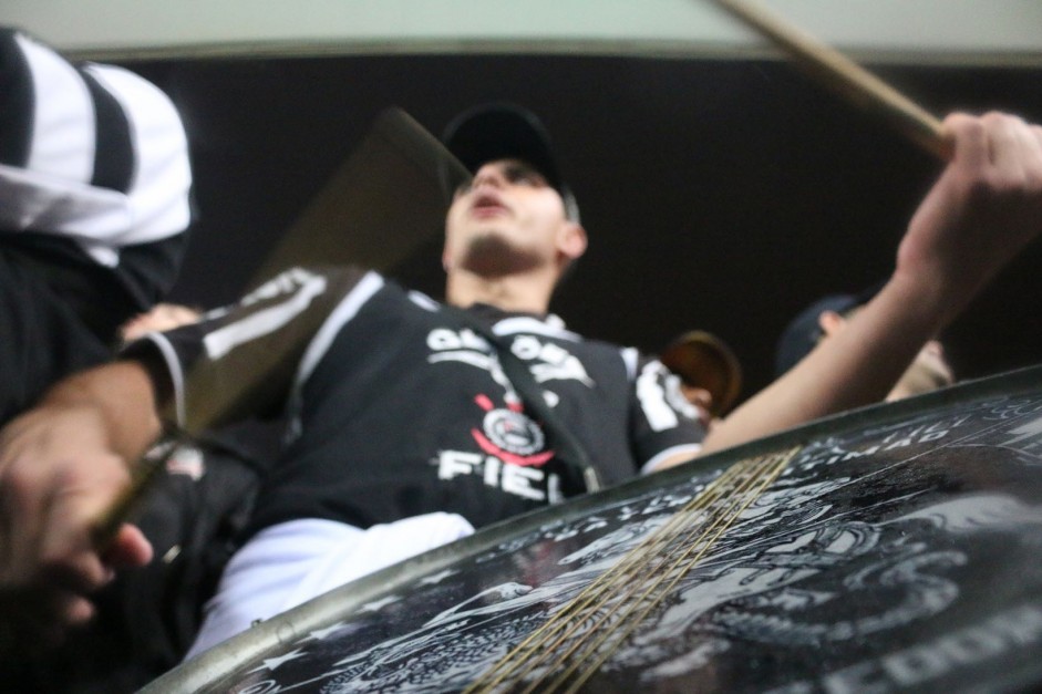 Arena Corinthians deve ganhar msica nova em seu repertrio da Fiel