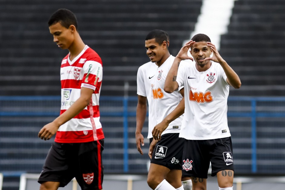Igor Marques no duelo contra o Linense, pelo Campeonato Paulista Sub-20