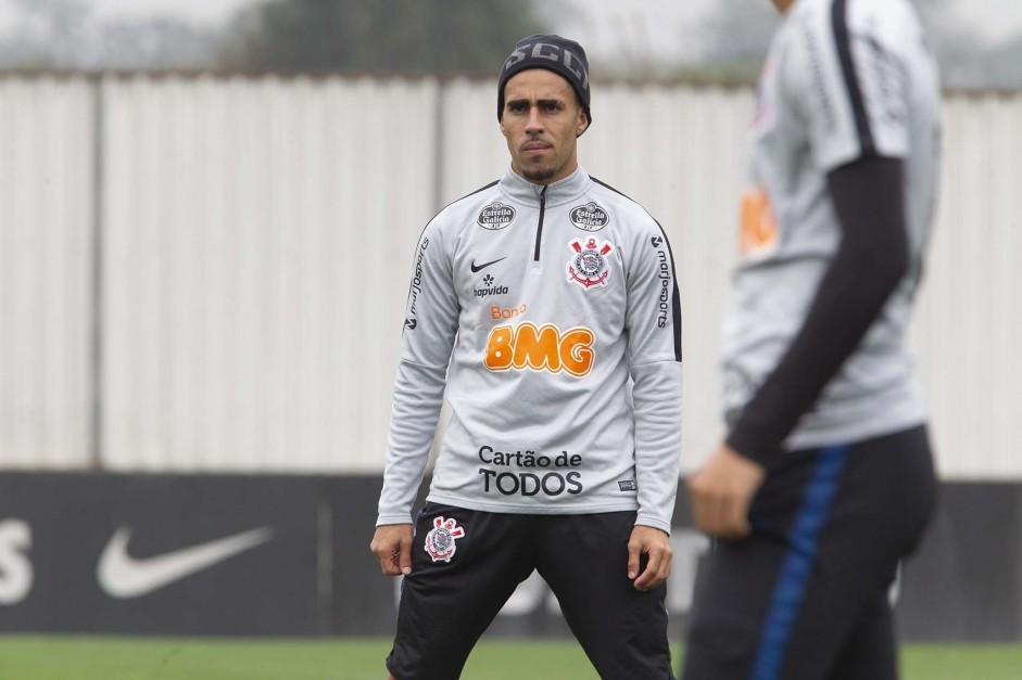 Gabriel durante treino desta quarta-feira no CT Joaquim Grava