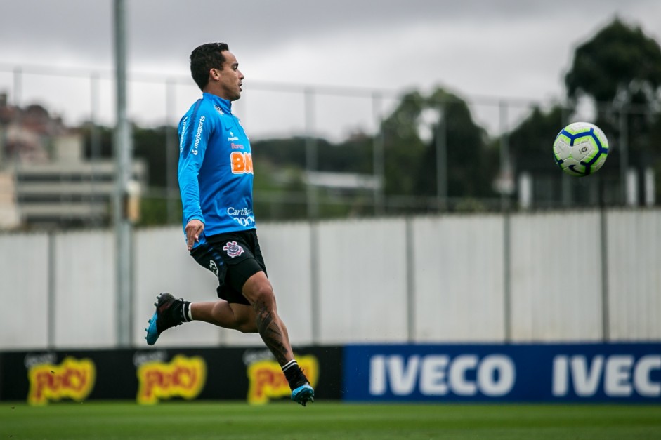 Jadson deixou o Corinthians no incio de 2020, aps a chegada de Tiago Nunes