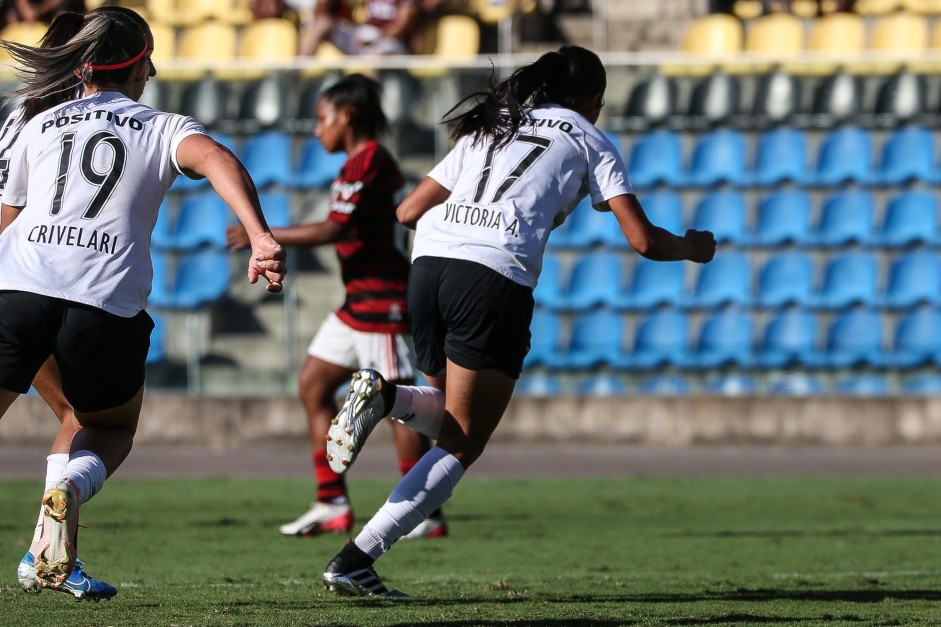 Victória marcou o segundo do Timão contra o Flamengo, pelo Brasileiro Feminino