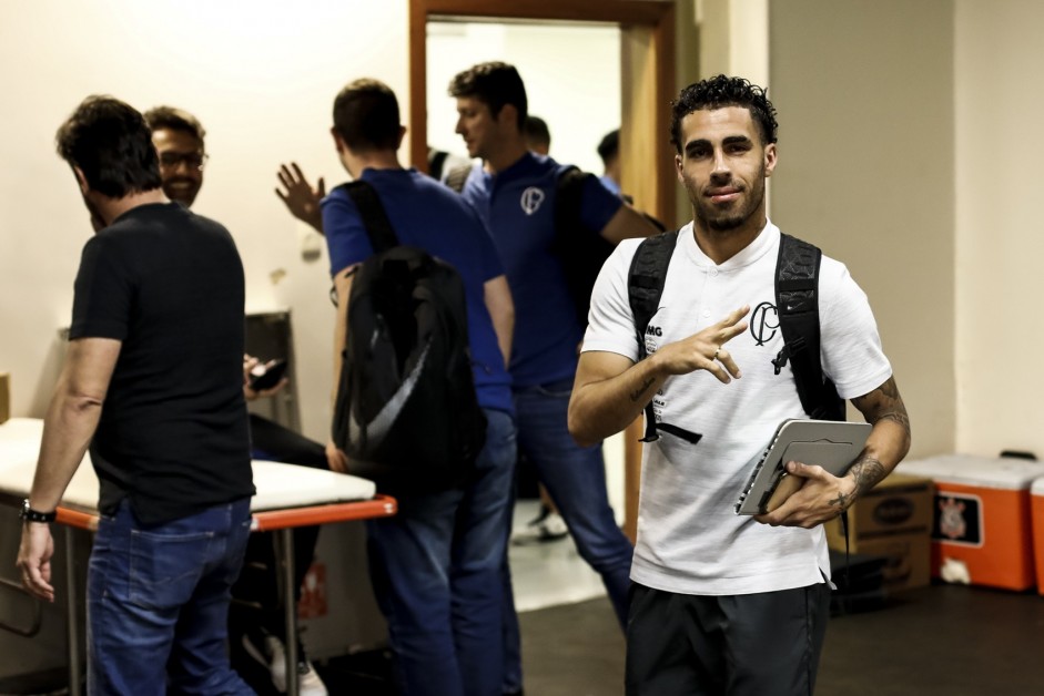 Gabriel no vestiário do Mané Garrincha antes do jogo contra o Fluminense