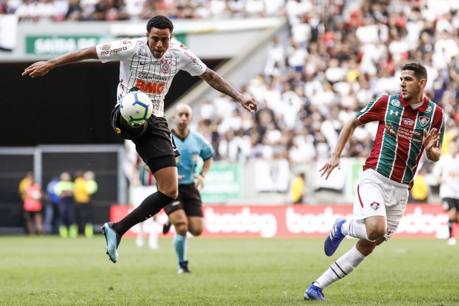 Gustavo no jogo contra o Fluminense, pelo Brasileirão, no Mané Garrincha