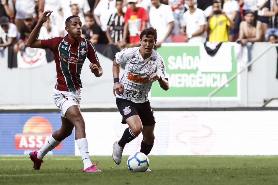 Mateus Vital no jogo contra o Fluminense, pelo Brasileiro, no Man Garrincha