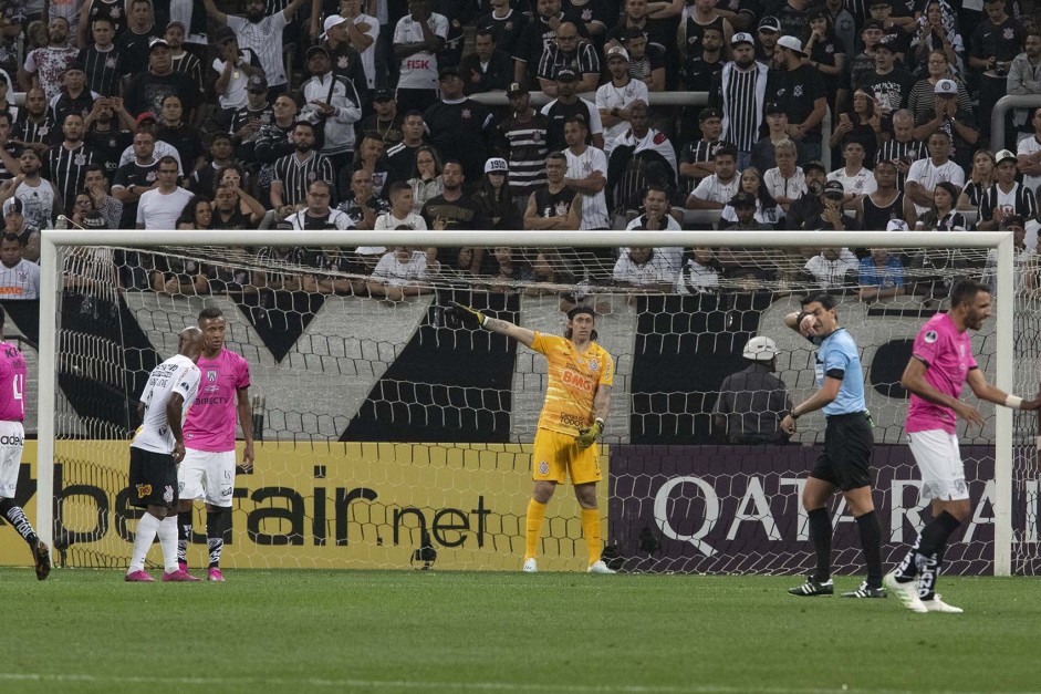 Goleiro Cssio no duelo contra o Del Valle, na Arena Corinthians, pela Copa Sul-Americana