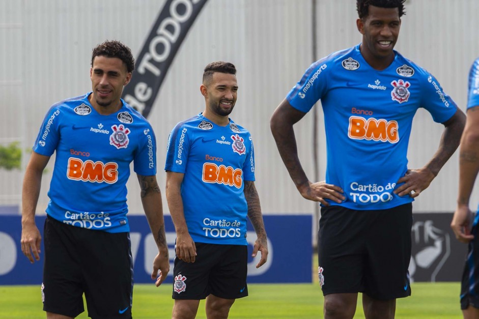 Gabriel, Clayson e Gil no ltimo treino antes do jogo contra o Bahia, pelo returno do Brasileiro