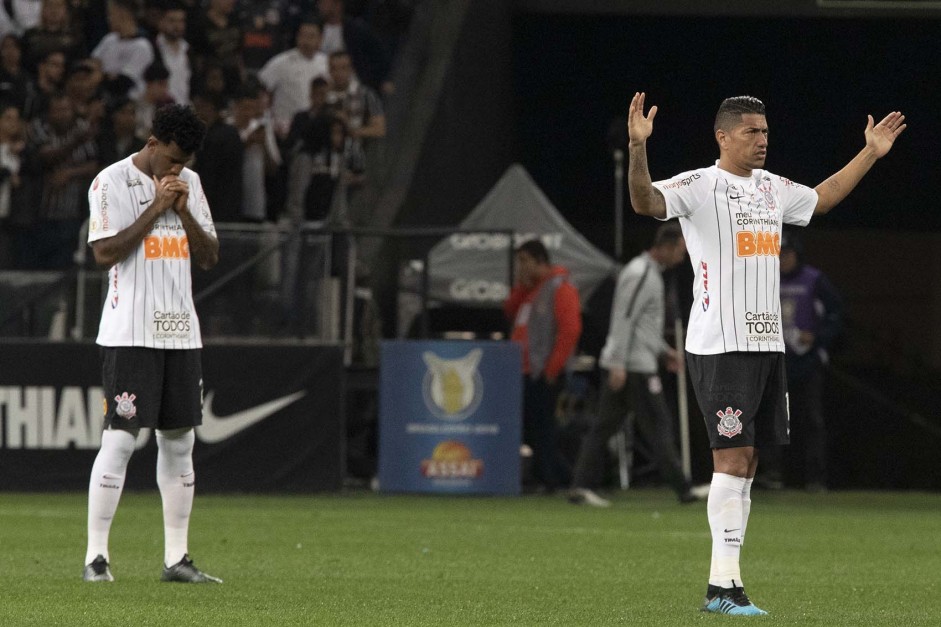 Corinthians recebe o Vasco na manh deste domingo, em Itaquera