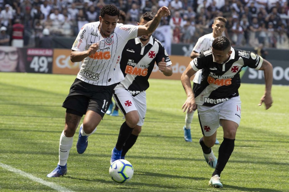 Gustavo durante partida contra o Vasco, pelo Brasileiro, na Arena Corinthians