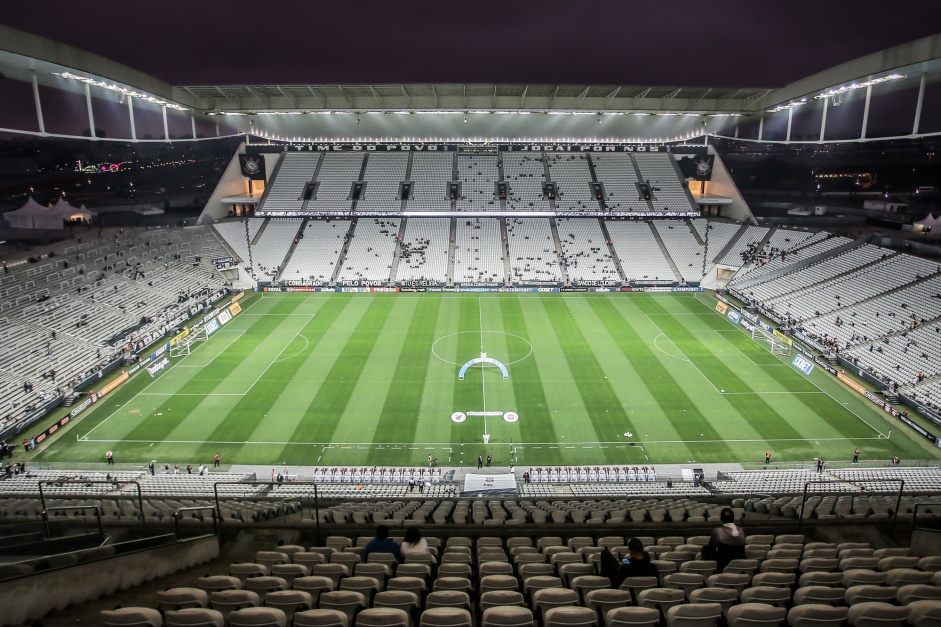 Inaugurada em 2014, a Arena Corinthians  o principal problema financeiro do clube