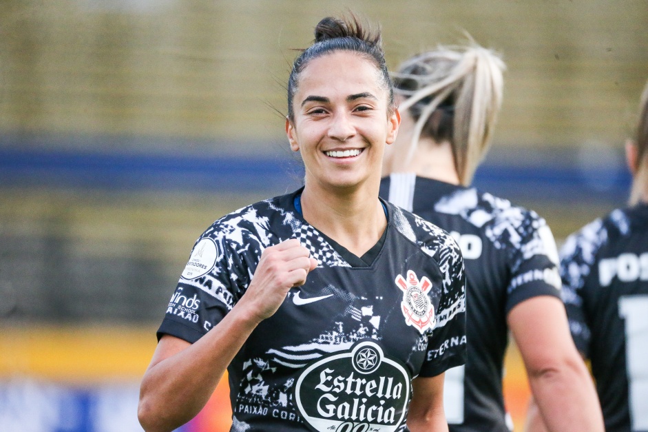 Juliete marcou um dos gols do Corinthians feminino contra o Club aas, na estreia da Libertadores