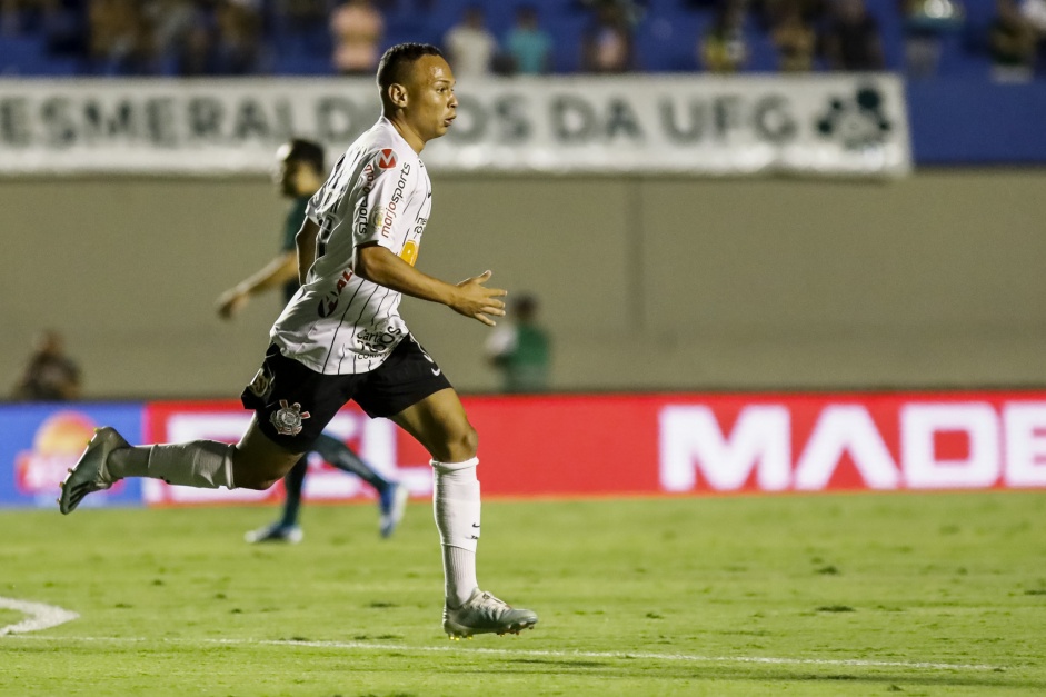 Janderson marcou o seu primeiro gol como profissional do Corinthians