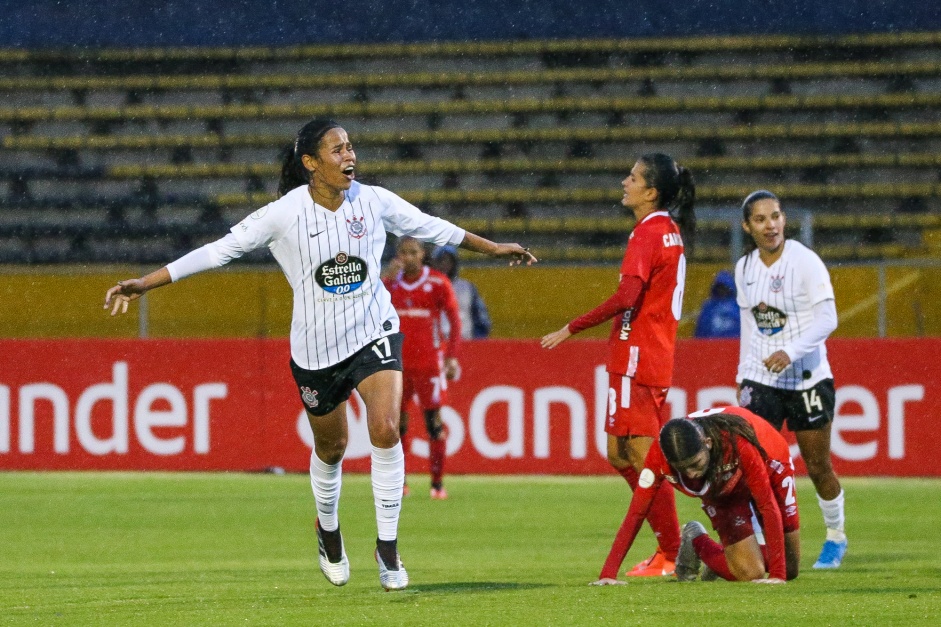 Victria durante vitria sobre o Amrica de Cali, pela Libertadores Feminina
