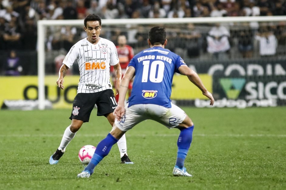 Jadson durante derrota para o Cruzeiro, pelo Campeonato Brasileiro, na Arena Corinthians